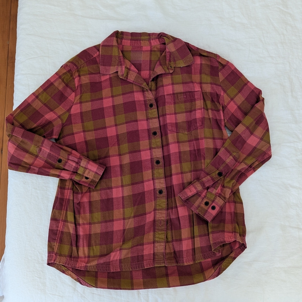 Backcountry Plaid Button-Up Shirt in Pink and Olive